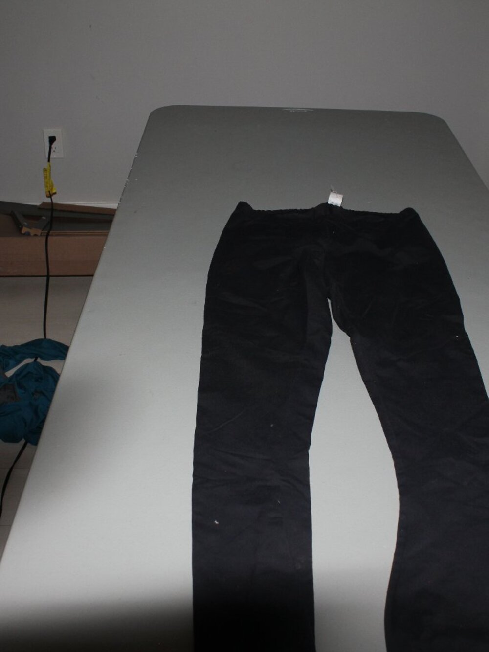 Black Victoria Challenge's Skating Pants Size Large